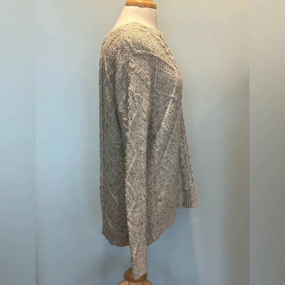 Treasure & Bond CabinCore Cable Knit Wool blend crew neck sweater size Medium